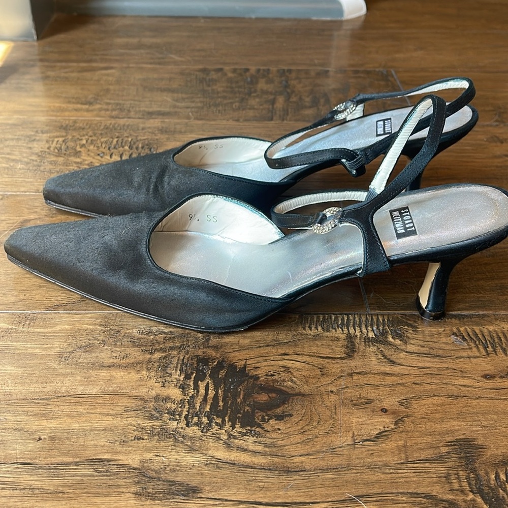 Stuart Weizman D’Orsay Swarovski Crystal Vintage sling back heels - Picture 2 of 4